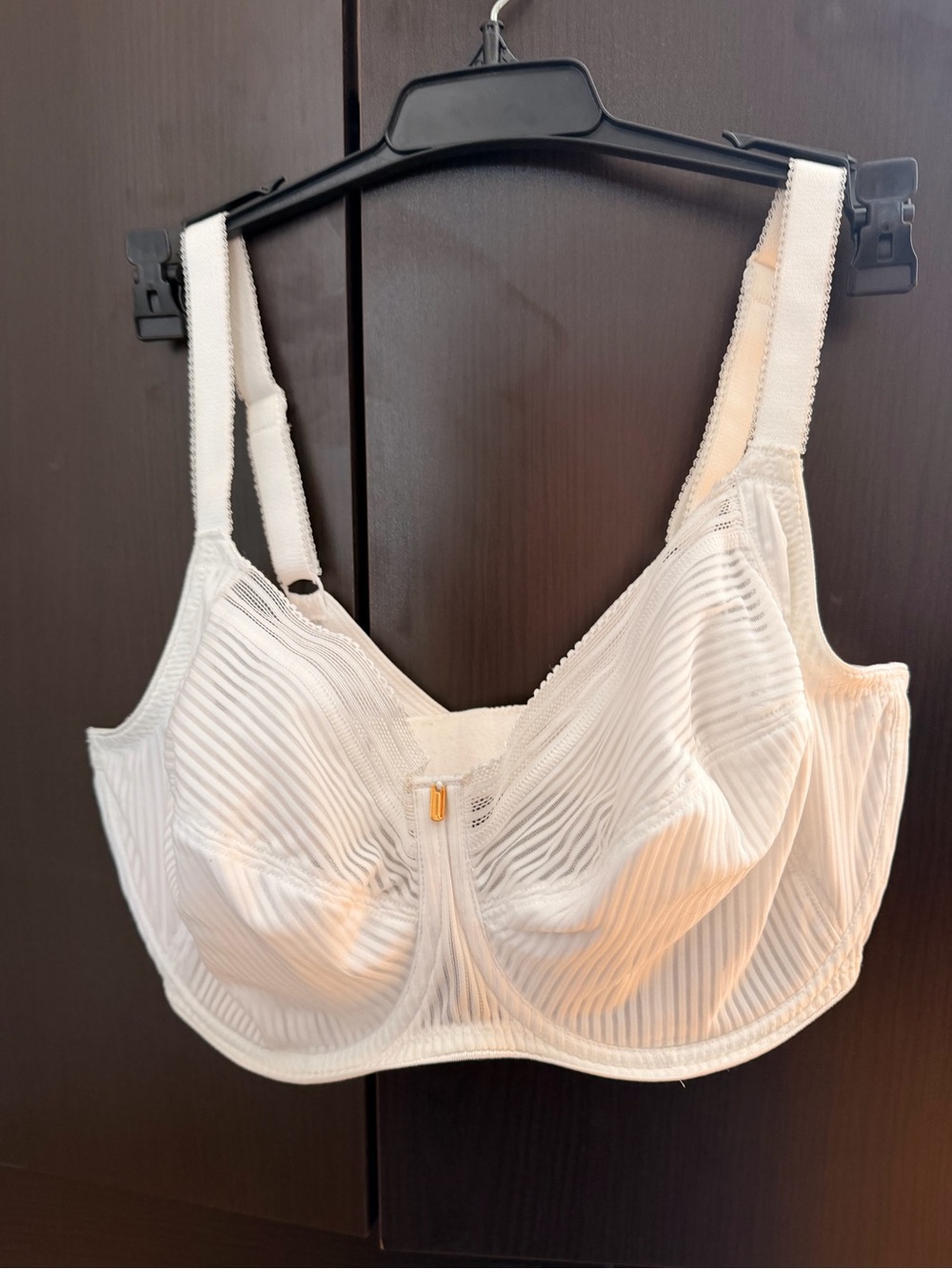 Fantasie White Underwire Full Support Bra with Subtle Gold Accent